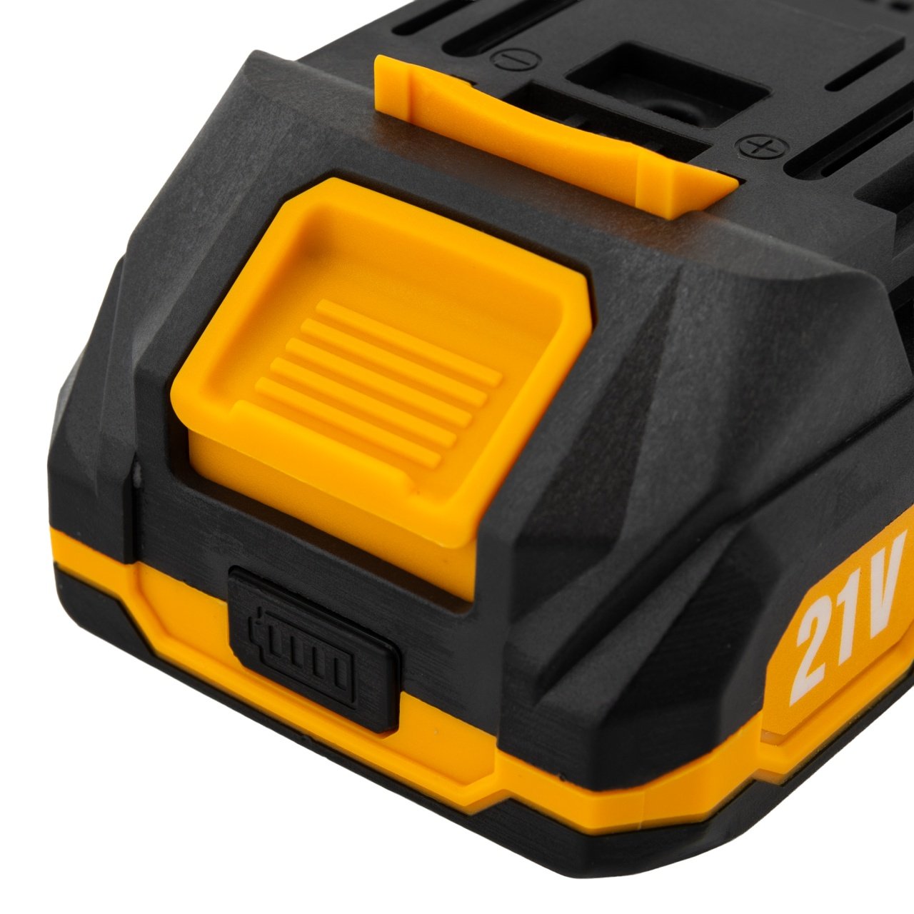 ROTOR RD2A Акумулаторен безчетков винтоверт 21V, две батерии 21V/2Ah, метален патронник 06106249