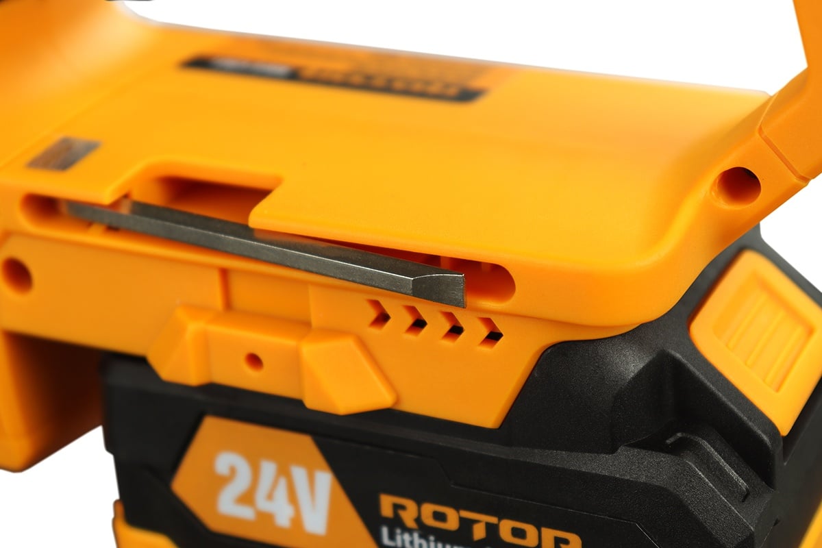 ROTOR RBS1201 Акумулаторен верижен трион, 14″/36 см, 20V/3Ah, комплект 1 батерия и зарядно